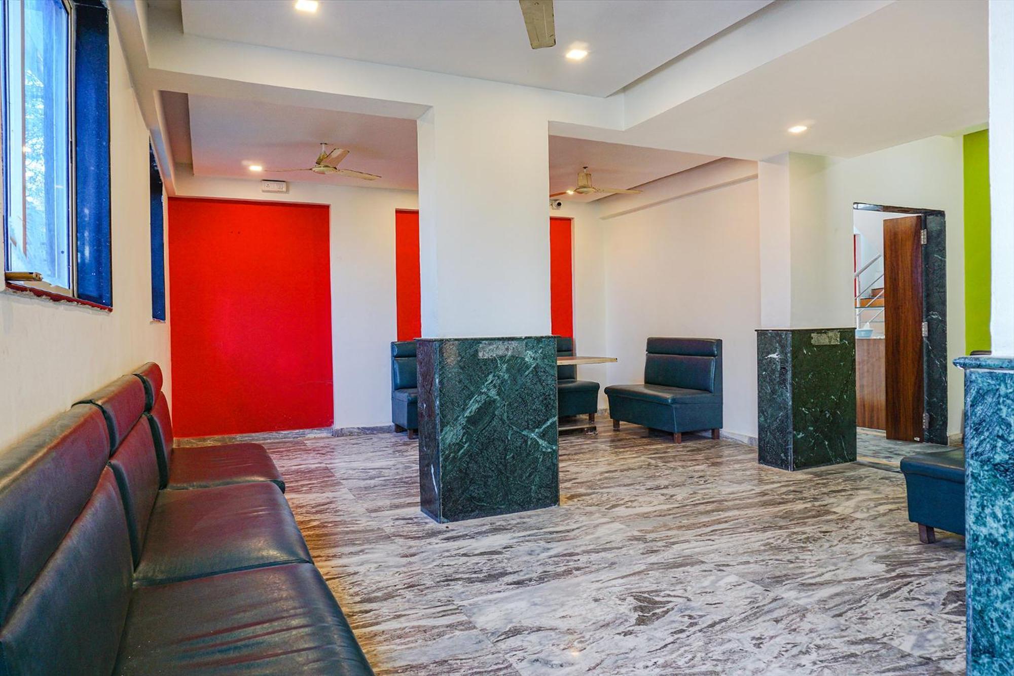 Fabhotel Gokul Lodge Gorhe Khurd Exterior foto